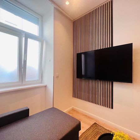 Zeus Design Apartment Schlosspark Schoenbrunn Βιέννη Εξωτερικό φωτογραφία